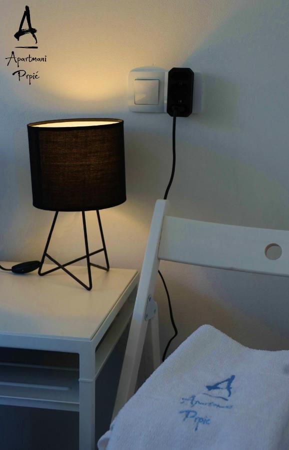Apartmani Prpic Ražanac Extérieur photo